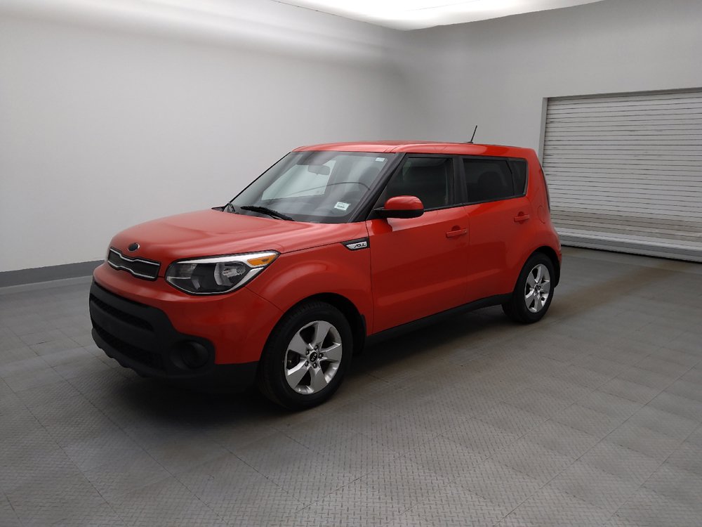 Used 2019 Kia Soul FWD image 2