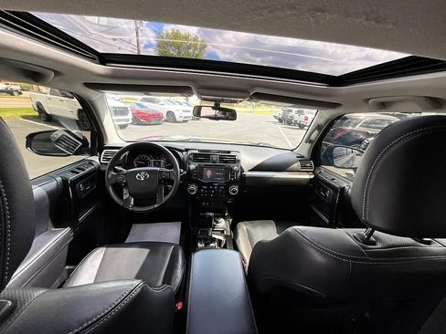 Used 2019 Toyota 4Runner Limited AWD/4WD image 33