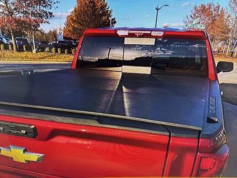 Used 2024 Chevrolet Silverado 1500 LTZ w/ Technology Package image 5