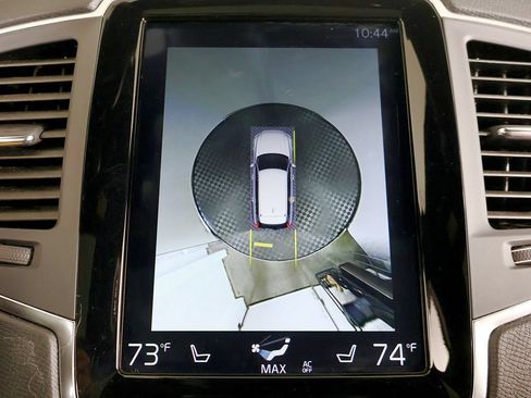 Used 2018 Volvo XC90 T5 Momentum w/ Convenience Package AWD/4WD image 35