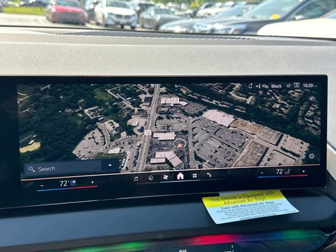 Used 2025 BMW X3 xDrive30i w/ Premium Package image 4