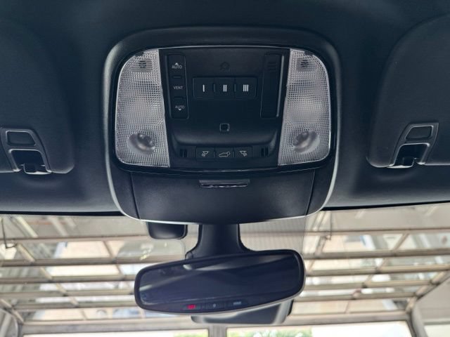 Used 2025 Dodge Durango R/T AWD/4WD image 24