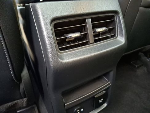 Certified 2022 Ford Edge SEL w/ Convenience Package image 11