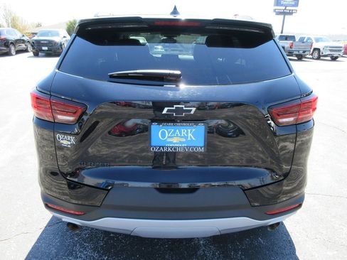 Used 2024 Chevrolet Blazer LT w/ Convenience Package image 4