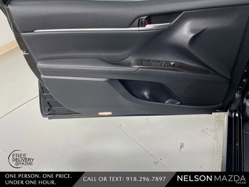 Used 2023 Toyota Camry XLE image 19
