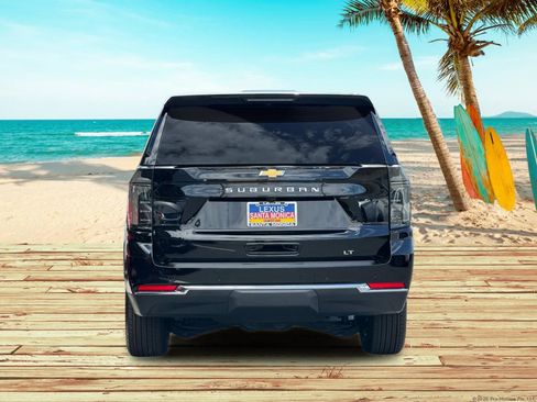 Used 2026 Chevrolet Suburban LT w/ Comfort Package RWD image 5