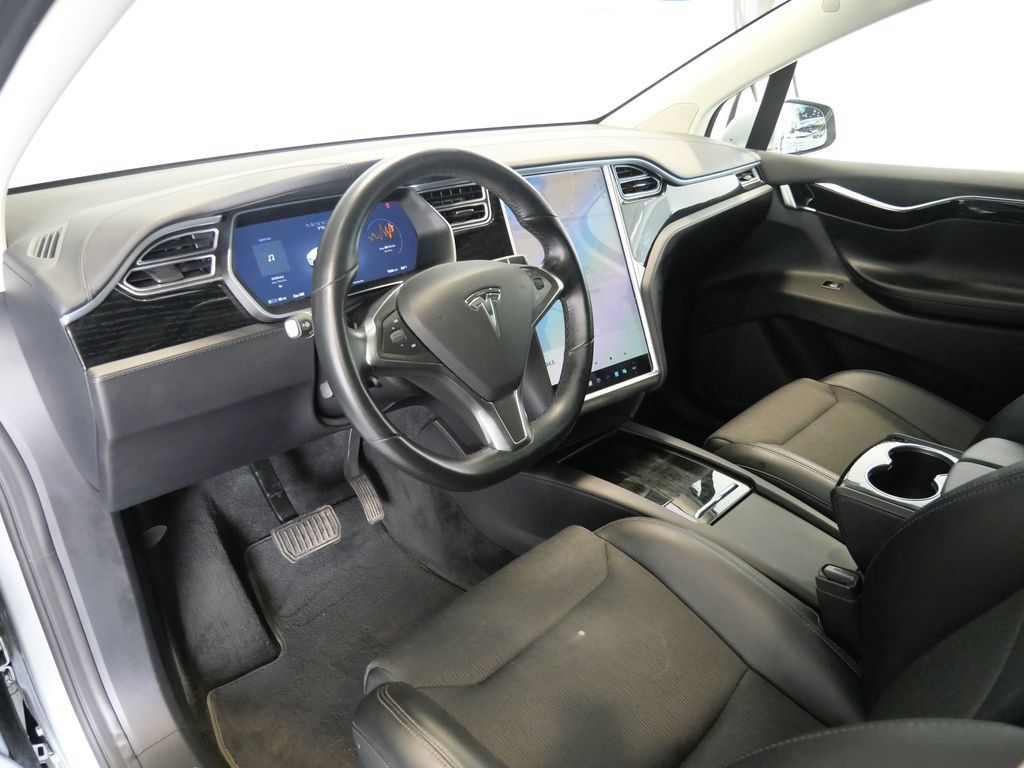 Used 2016 Tesla Model X 75D AWD/4WD image 13