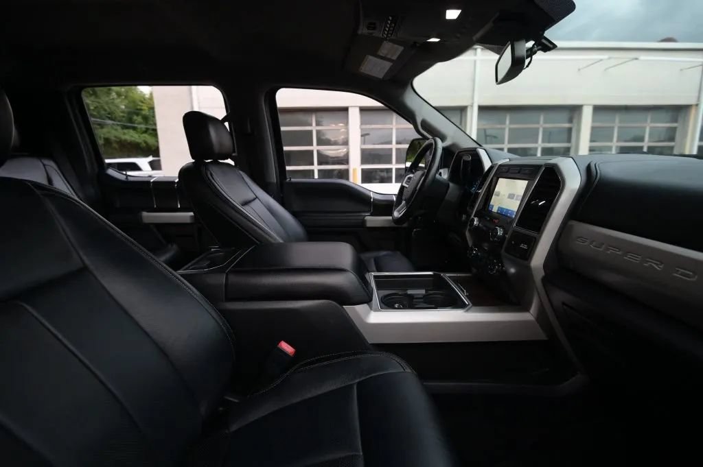 Used 2020 Ford F350 Lariat w/ Lariat Ultimate Package AWD/4WD image 53