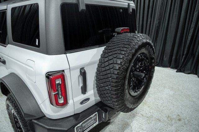 Used 2022 Ford Bronco Wildtrak AWD/4WD image 6