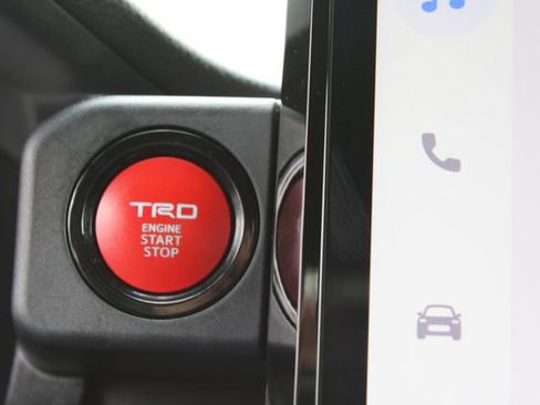 Used 2024 Toyota Tacoma TRD Sport w/ TRD Sport Premium Package image 28