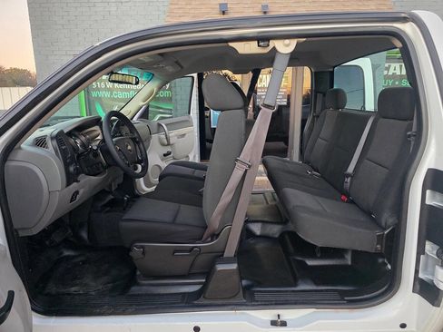 Used 2013 Chevrolet Silverado 2500 W/T image 28