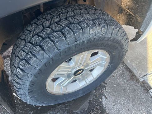 Used 2010 Chevrolet Silverado 1500 LT w/ Power Pack Plus image 16