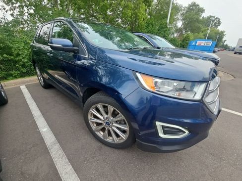 Used 2017 Ford Edge Titanium w/ Equipment Group 301A AWD/4WD image 3