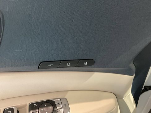 New 2026 Kia Carnival EX FWD image 10