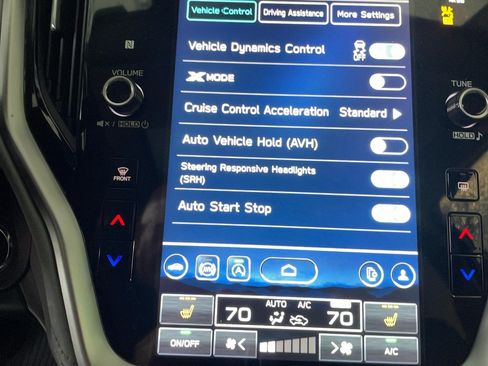 Used 2025 Subaru Outback Limited XT AWD/4WD image 19