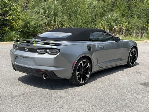Used 2023 Chevrolet Camaro LT RWD image 10
