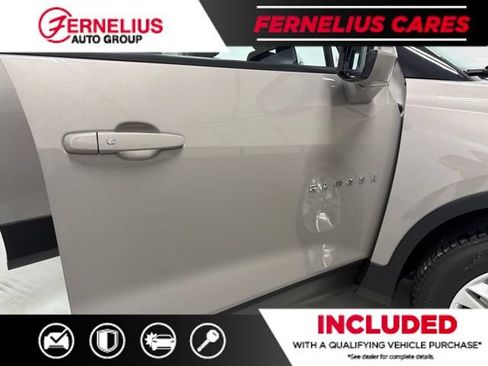 Used 2021 Chevrolet Blazer LT AWD/4WD image 16