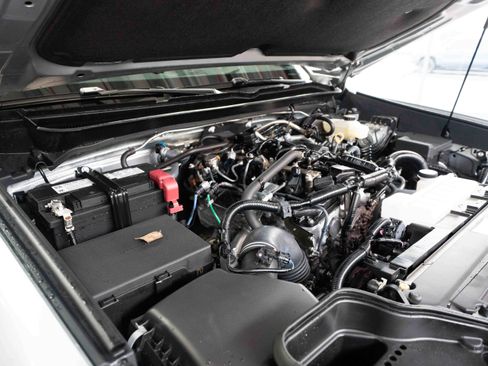 Certified 2025 Toyota Tacoma TRD Off-Road w/ TRD Off Road Premium Package image 31