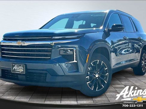 New 2026 Chevrolet Traverse LT w/ Sun and Wheel Package image 1