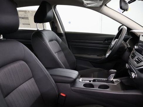 New 2026 Nissan Altima 2.5 SV AWD/4WD image 27