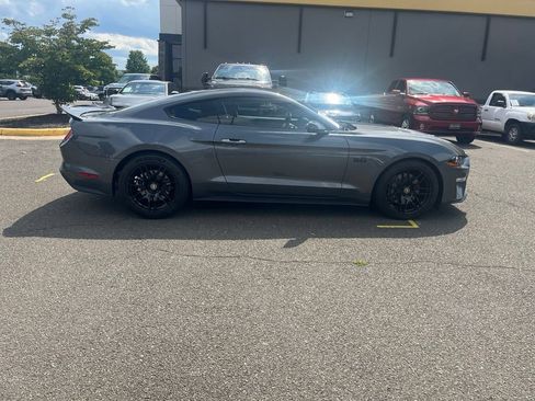 Used 2022 Ford Mustang GT Premium w/ Equipment Group 401A RWD image 8