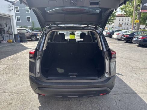 Used 2021 Nissan Rogue S AWD/4WD image 9