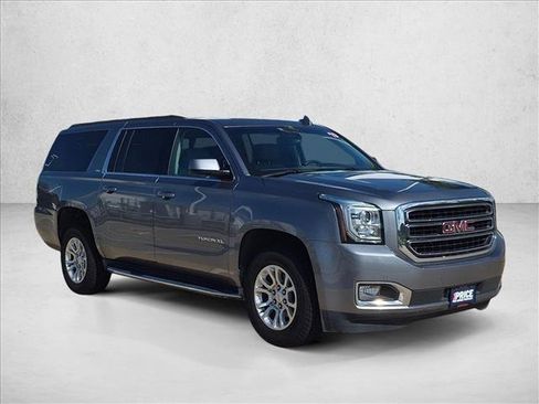 Used 2019 GMC Yukon XL SLT w/ Open Road Package RWD image 3