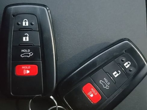 Used 2023 Toyota Highlander Platinum image 57