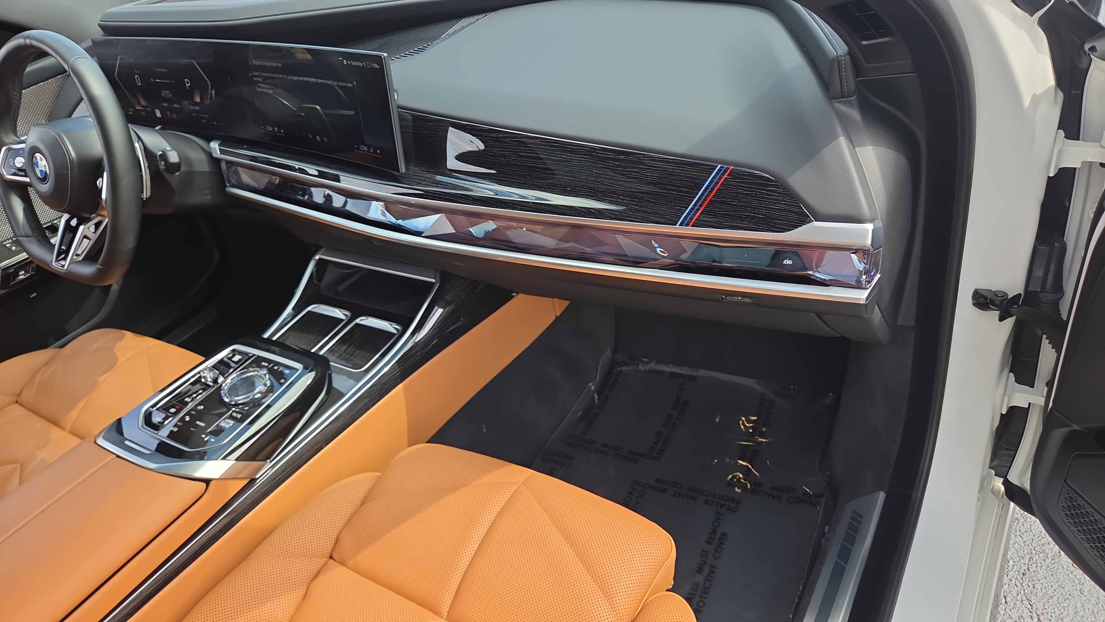 Certified 2024 BMW 740i w/ Premium Package 2 RWD image 17