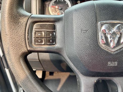 Used 2013 RAM 1500 ST AWD/4WD image 19