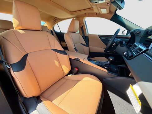 New 2025 Lexus ES 350 w/ Premium Package image 15
