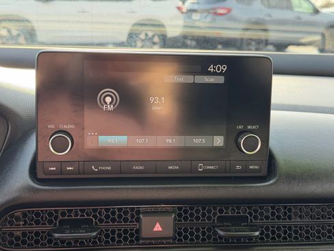 Used 2024 Honda HR-V LX image 19