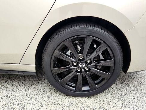 Used 2025 MAZDA MAZDA3 s FWD image 9