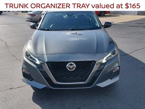 Certified 2021 Nissan Altima 2.0 SR FWD image 9