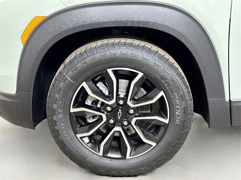 New 2026 Chevrolet TrailBlazer ACTIV w/ Convenience Package image 18