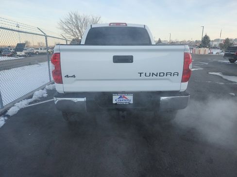 Used 2018 Toyota Tundra SR5 image 3