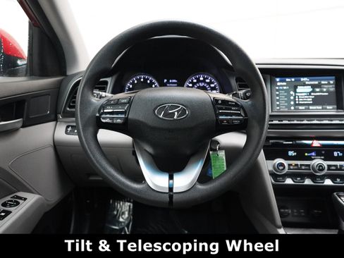 Used 2020 Hyundai Elantra SEL image 9