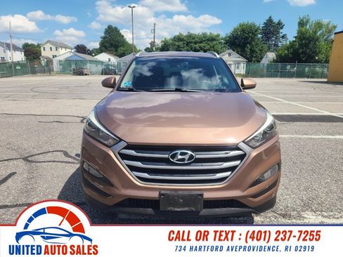 Used 2017 Hyundai Tucson SE w/ SE Popular Package 02 AWD/4WD image 7