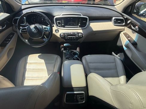 Used 2020 Kia Sorento EX image 35
