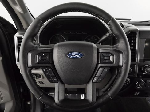 Used 2019 Ford F150 XLT w/ Equipment Group 302A Luxury image 20