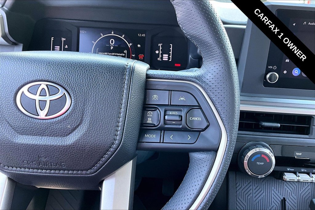 Used 2026 Toyota 4Runner SR5 AWD/4WD image 17