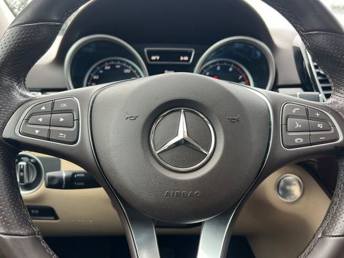 Used 2017 Mercedes-Benz GLE 350 image 28