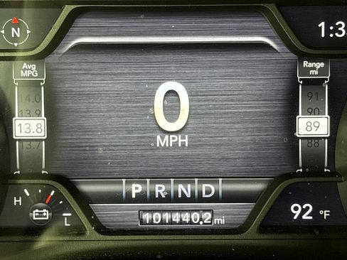 Used 2019 RAM 1500 Laramie AWD/4WD image 23