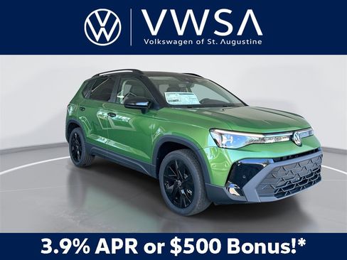 New 2026 Volkswagen Taos SE image 1