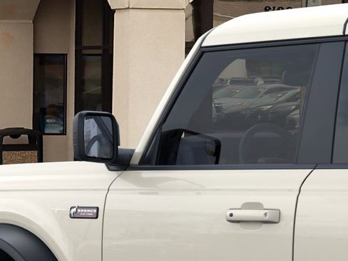 New 2026 Ford Bronco Outer Banks image 21
