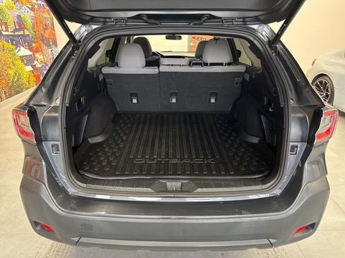 Used 2023 Subaru Outback Premium image 43