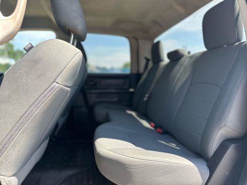 Used 2014 RAM 3500 Tradesman RWD image 13