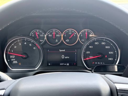 Used 2019 Chevrolet Silverado 1500 LT Trail Boss AWD/4WD image 8
