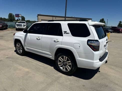 Used 2022 Toyota 4Runner TRD Sport AWD/4WD image 34