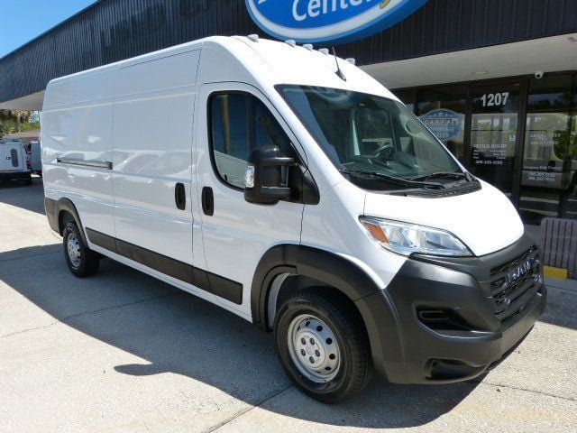 Used 2023 RAM ProMaster 2500 FWD image 6